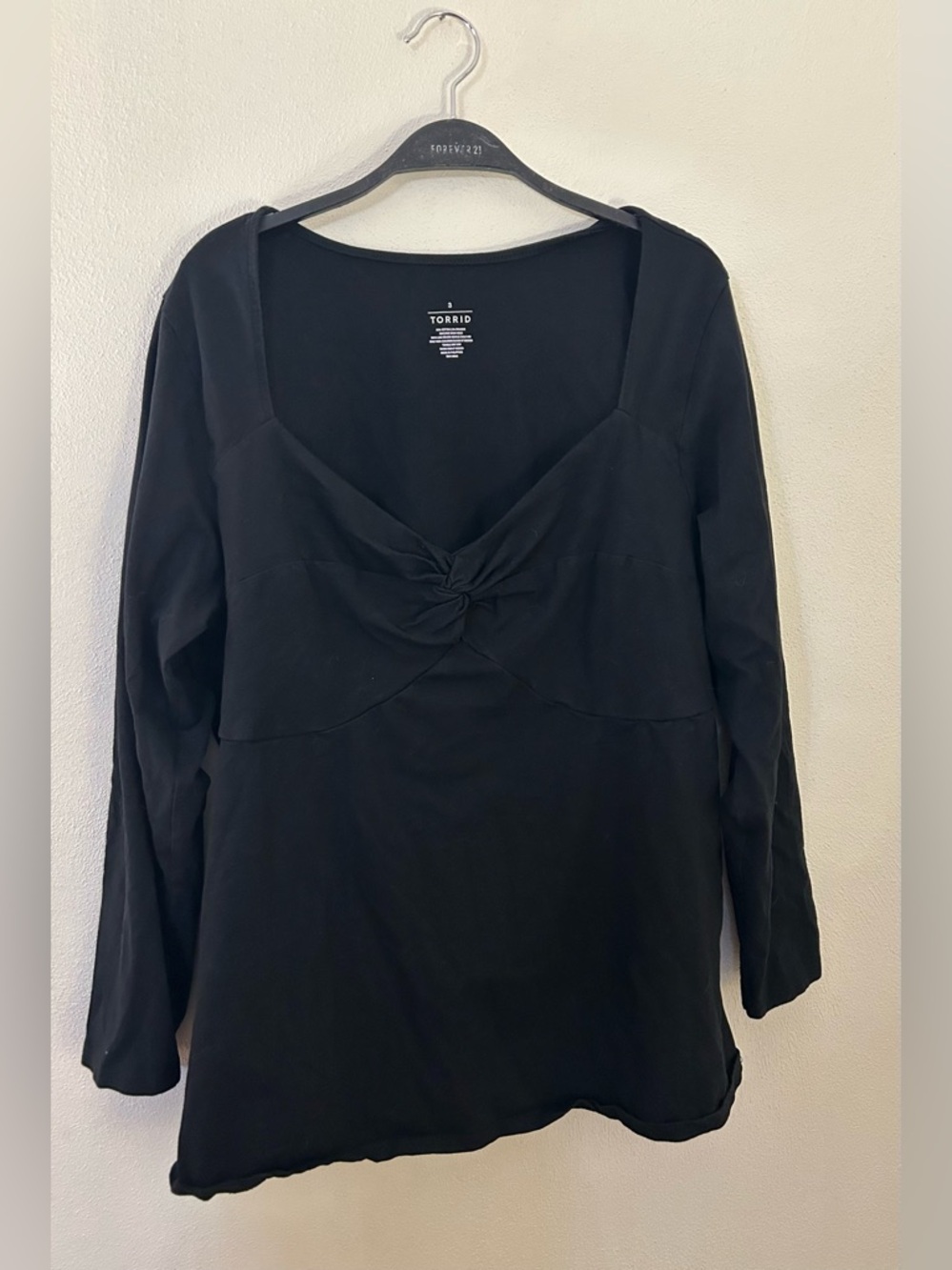 Torrid Blackabd Purple Twist-Front Tops (2 items)